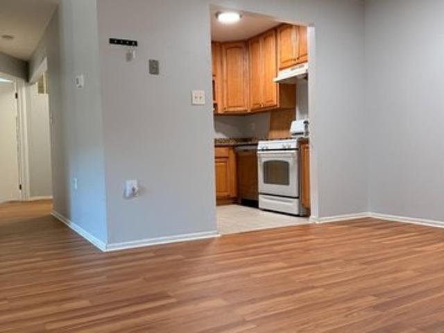 Condo for sale in Edison, New Jersey