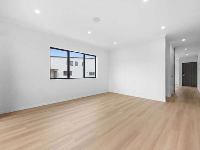 House for sale in Papakura