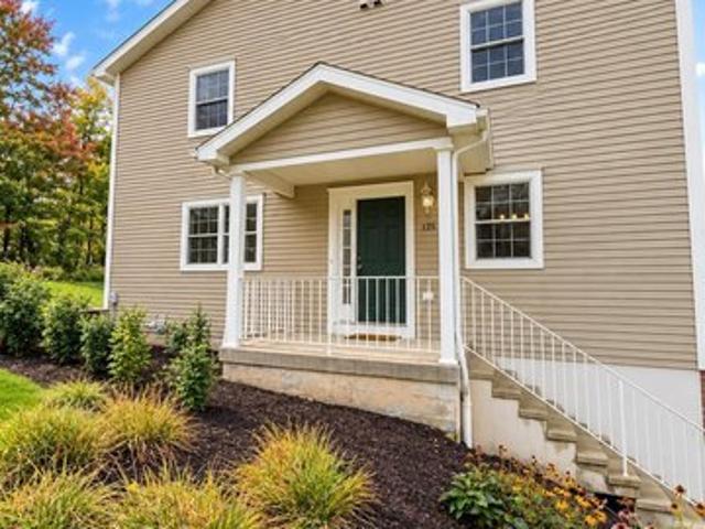 Townhouse for sale in Clarks Summit, Lackawanna County