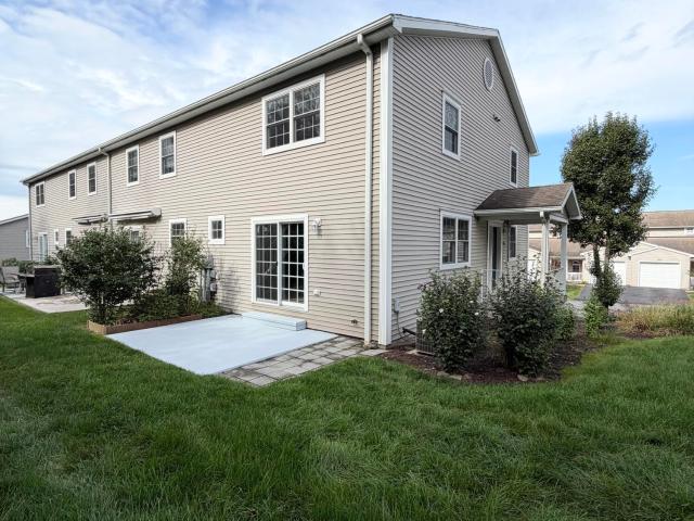 Townhouse for sale in South Abington Township, Lackawanna County