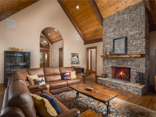 House for sale in Watauga, North Carolina
