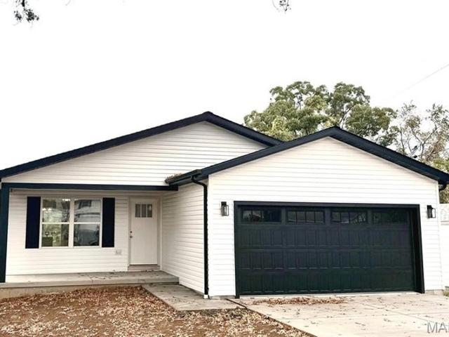 House for sale in Schroeders, Washington