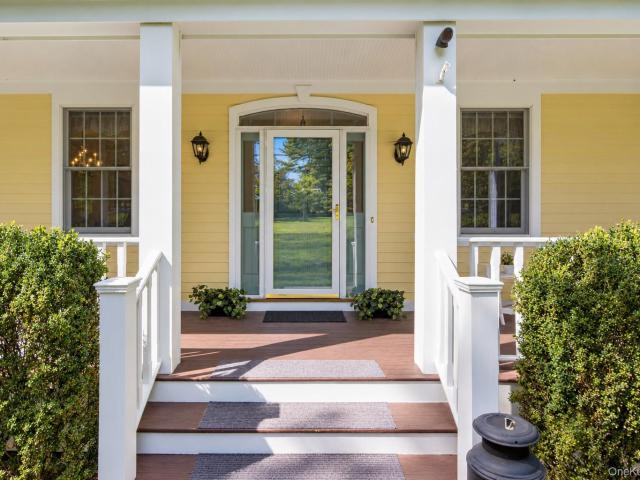 House for sale in Millwood, Westchester County