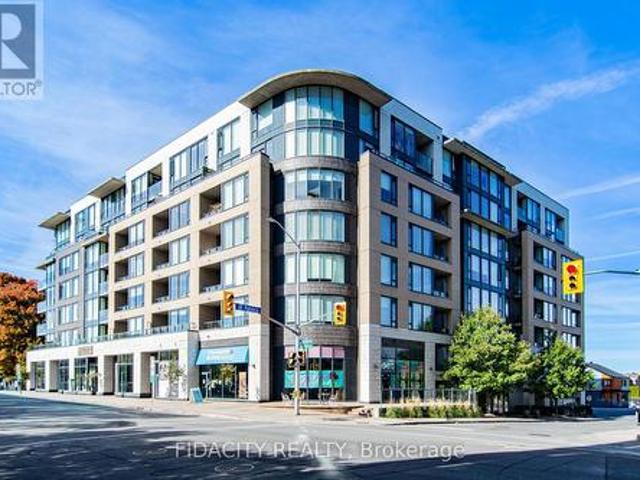 Commercial for rent in Kitchissippi, Ottawa