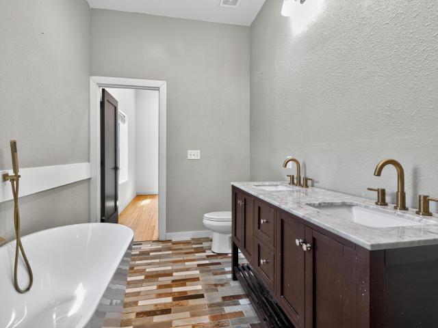 Property for sale in Mary Esther, Florida