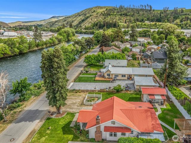 House for sale in Cashmere, Washington