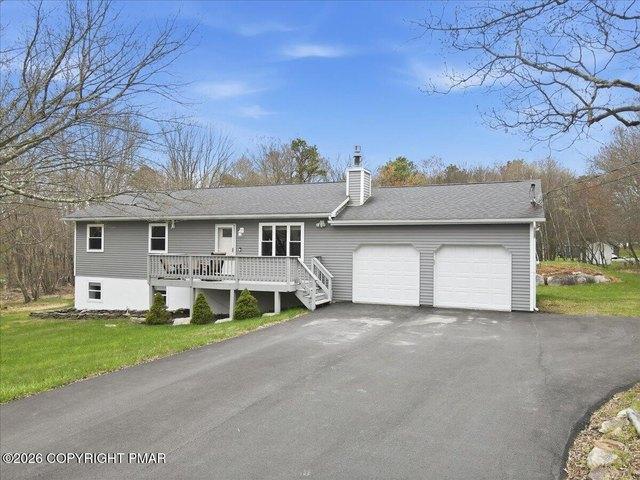 House for sale in Blakeslee, Pennsylvania