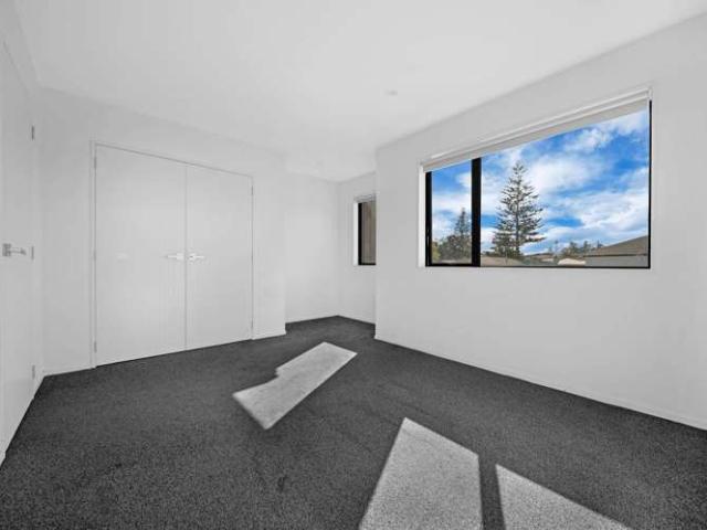 Townhouse for sale in Owhata