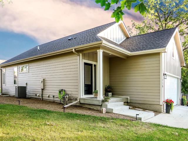 House for sale in Mahaska, Iowa