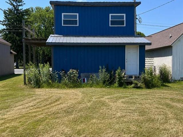 Commercial for sale in Gratiot, Michigan