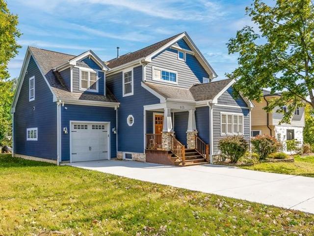 House for sale in Westmont, Illinois