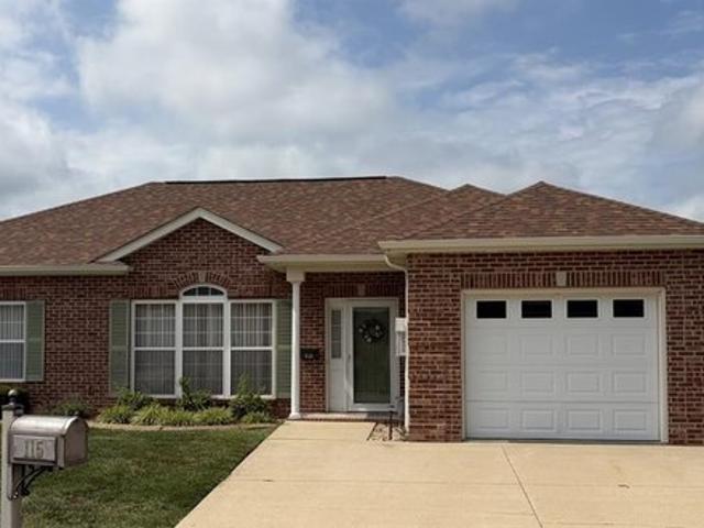 House for sale in Mascoutah, Illinois