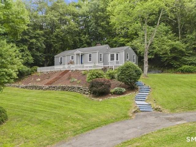 House for sale in Prospect, Connecticut