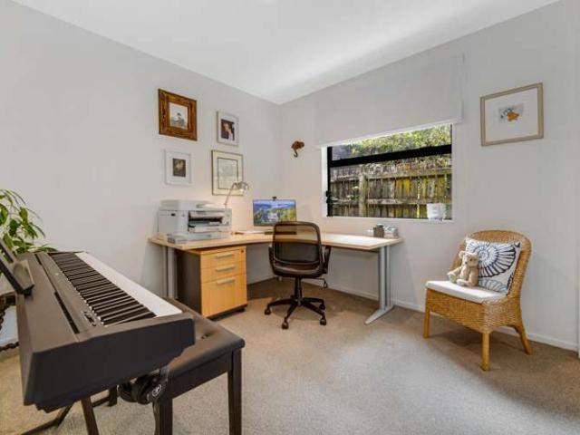 House for sale in Beachlands, Franklin