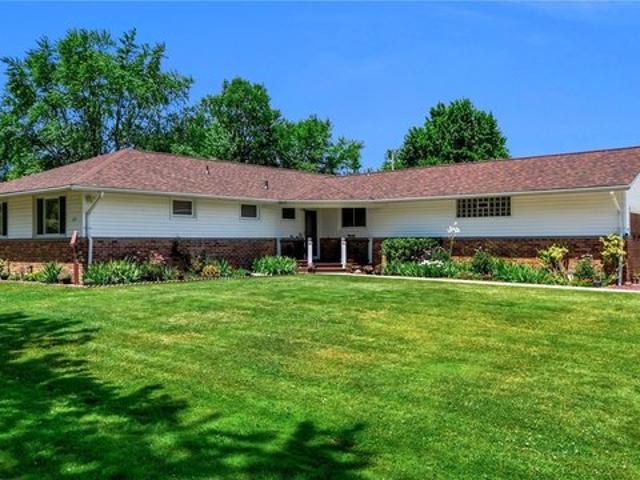 House for sale in Forest, Buffalo