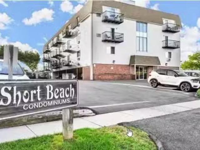 Apartment for rent in Trumbull