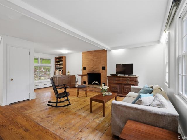 House for sale in Millwood, Westchester County