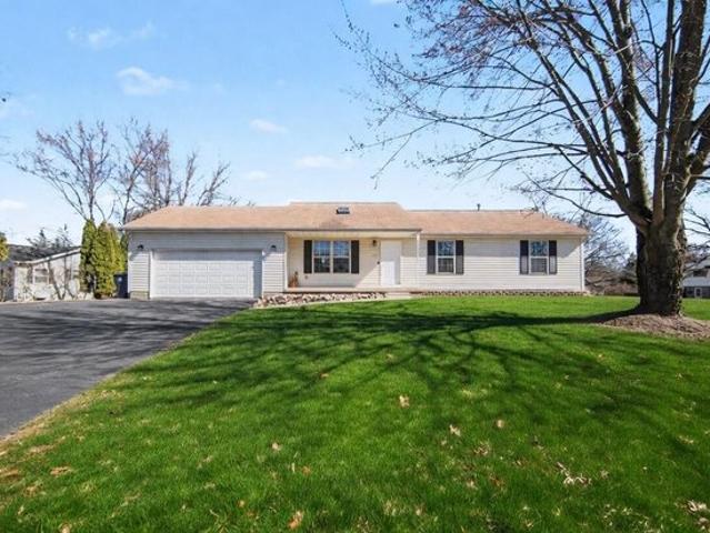 House for sale in Brooklyn, Michigan