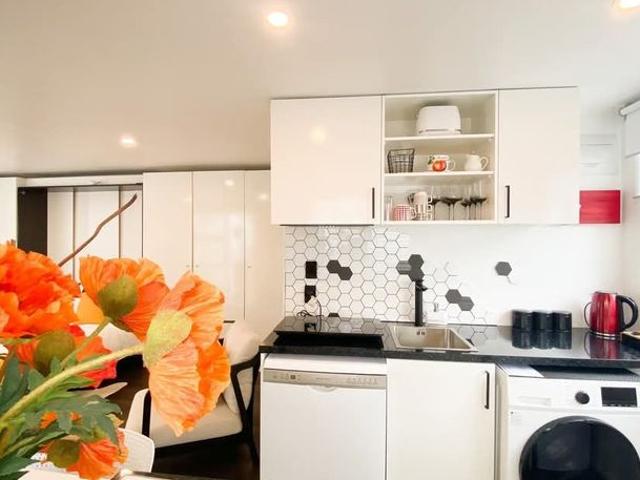 Apartment for rent in Sunnynook, Oroua County