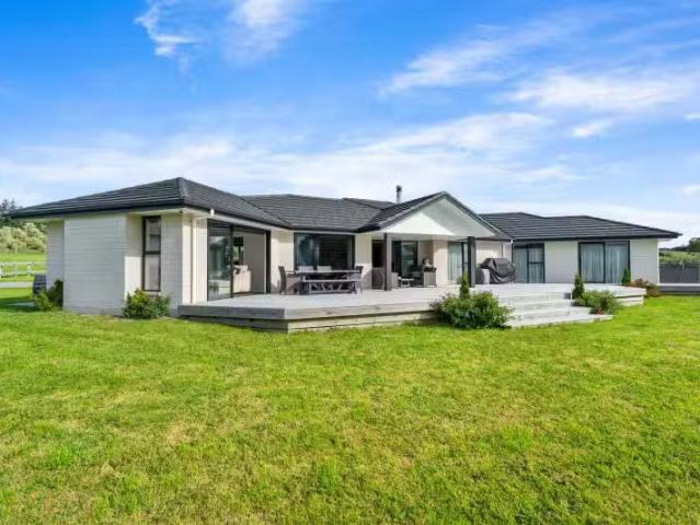 House for sale in Cape Palliser, Wellington