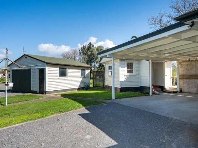 Property for sale in Hastings