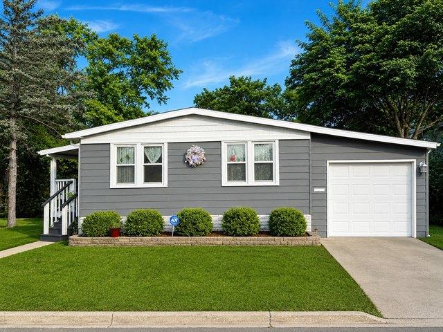 House for sale in Elgin, Illinois