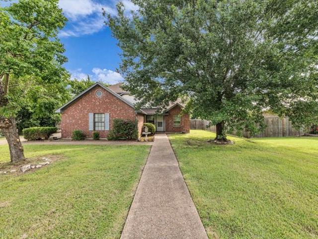 House for sale in Elm Mott, Texas