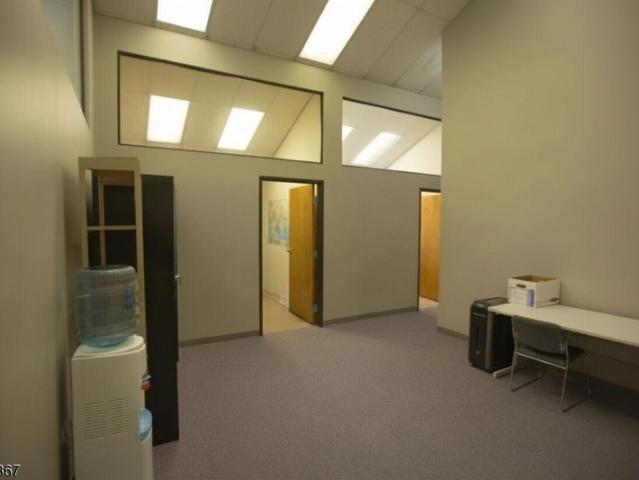 Commercial for sale in Mountain Lakes, New Jersey