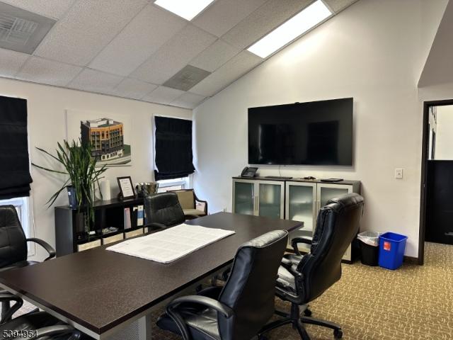 Commercial for sale in Mountain Lakes, New Jersey
