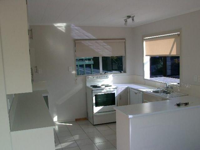 Townhouse for rent in Papakaio, Wellington