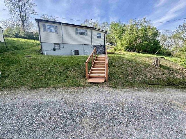 House for sale in Gassaway, West Virginia