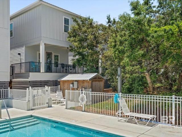 House for sale in Gulf Shores, Alabama