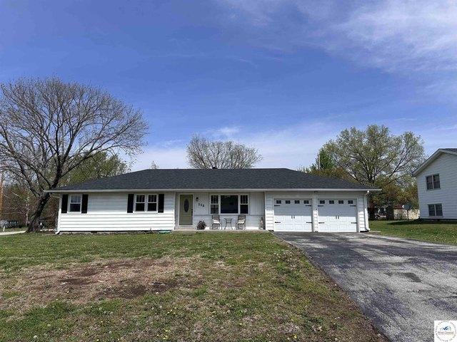 House for sale in Clinton, Missouri