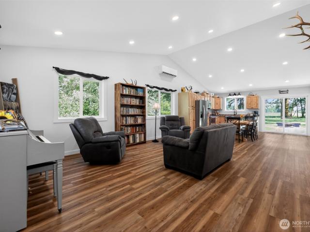House for sale in Toledo, Washington