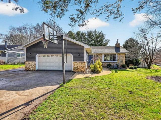 House for sale in Cambridge, Wisconsin