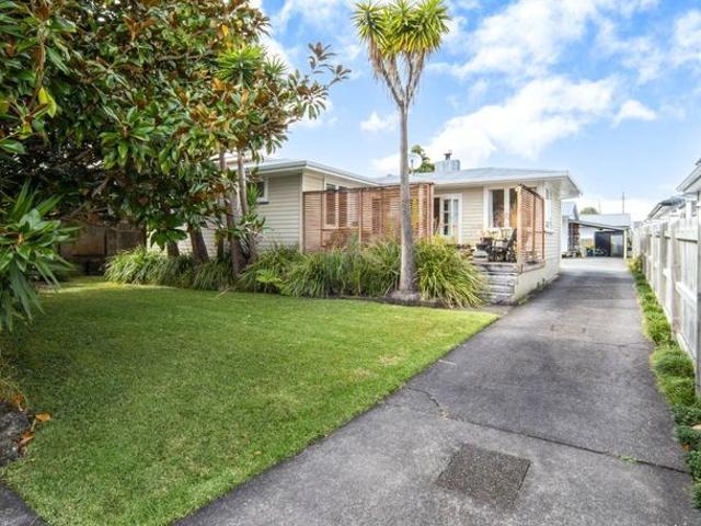 House for rent in Waitākere, Waitākere Ranges
