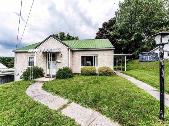 House for sale in Kingwood, West Virginia