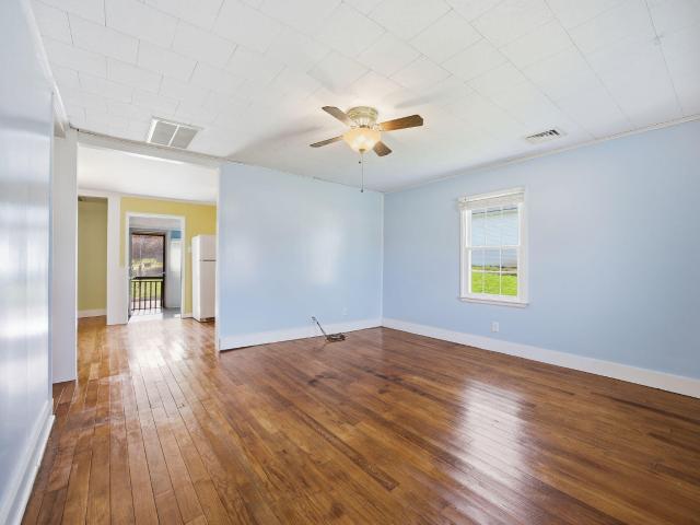 House for sale in Stamping Ground, Kentucky