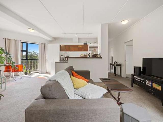 Apartment for sale in Eden Terrace