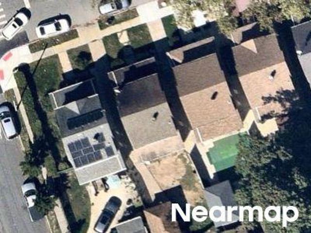 House for sale in Queens, Arverne