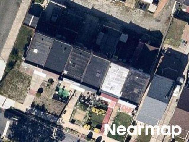 House for sale in Queens, Arverne