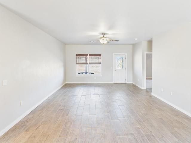 House for sale in Guthrie, Logan County