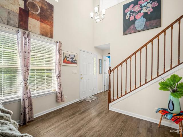 Townhouse for sale in Mchenry, Illinois