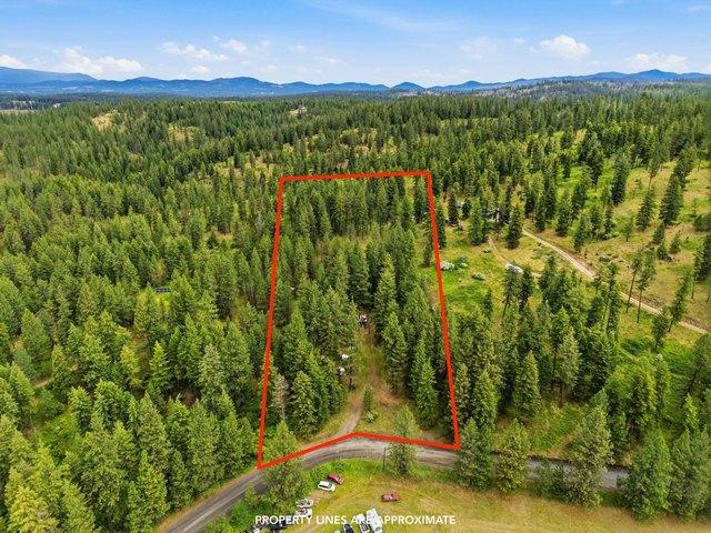 Land for sale in Chattaroy, Washington