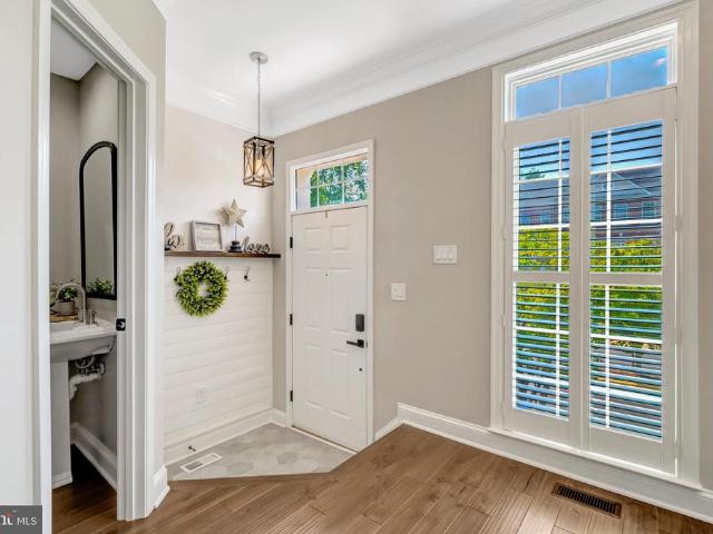 Townhouse for sale in Virginia