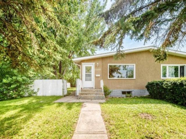 House for sale in Wedgewood, Alberta