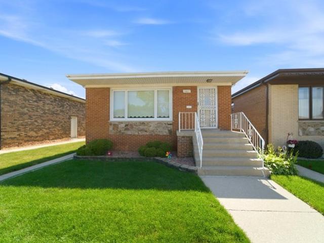 House for sale in Chicago Park, Illinois