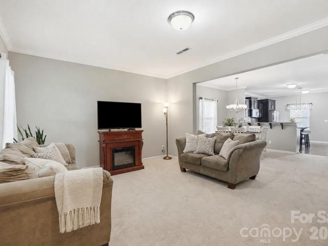 House for sale in Mecklenburg, North Carolina