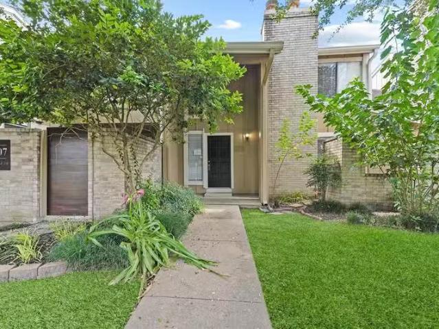 Condo for sale in Houston