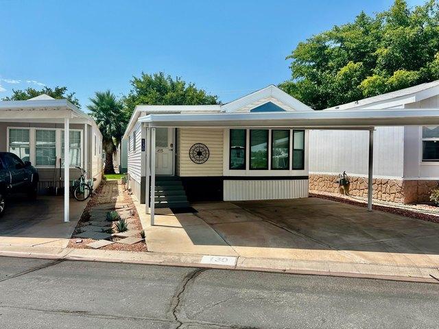 House for sale in Washington, Utah